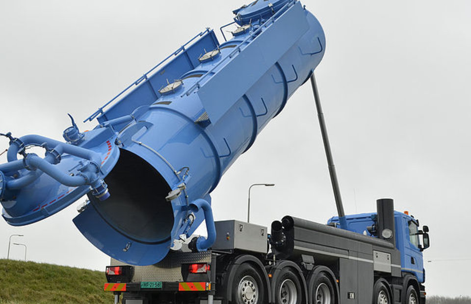 Für alle festen Materialien.