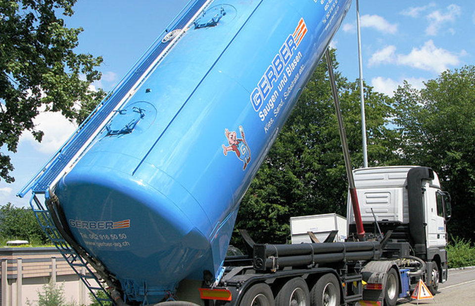 Grossraum Silofahrzeug