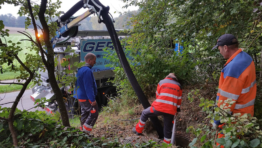 Professionelle Reinigung von Abwasserleitungen und Kanälen