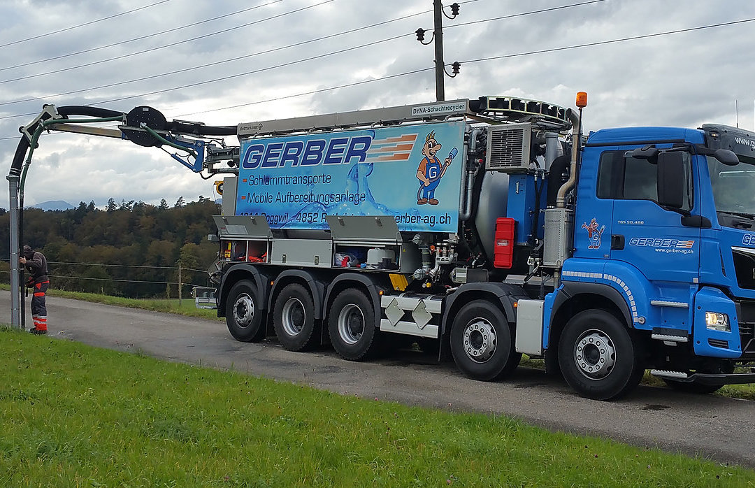 gereinigtes Wasser wieder in den Schacht zurückdrücken gereinigtes Wasser wieder in den Schacht zurückdrücken